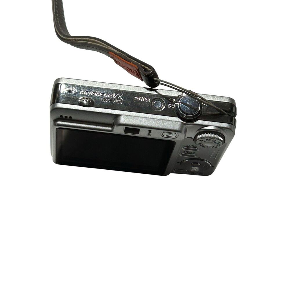Sony Cyber-Shot DSC-W55 7.2 Mega Pixels 3x Zoom Digital Camera No Battery - Picture 4 of 11